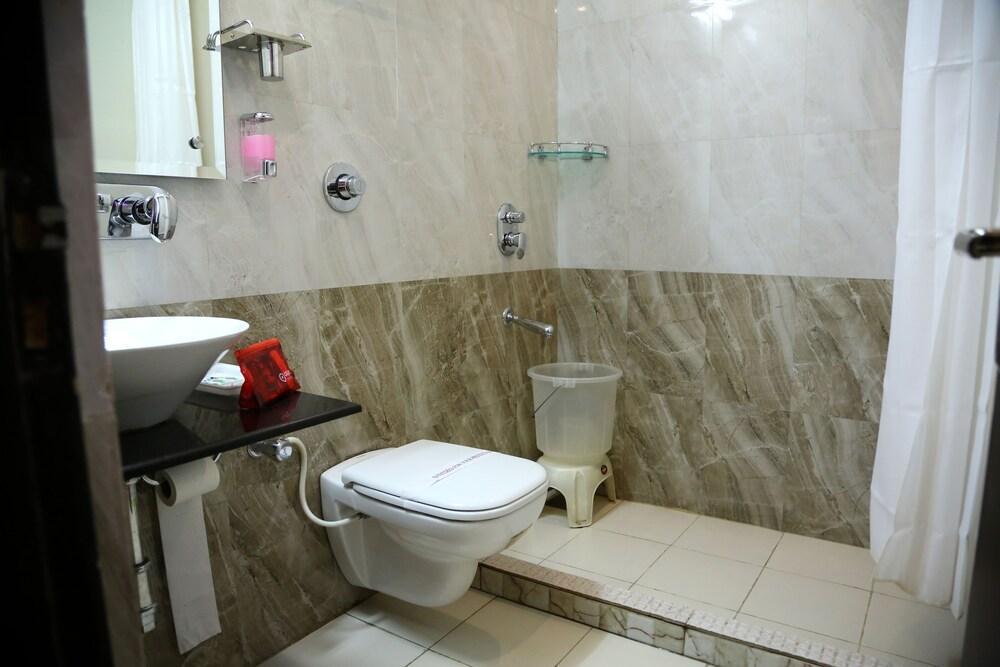 โฮเต็ล รอยัล พาร์ค 22 Hotel จัณฑีครห์ ภายนอก รูปภาพ