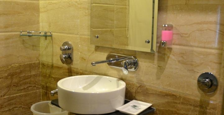 โฮเต็ล รอยัล พาร์ค 22 Hotel จัณฑีครห์ ภายนอก รูปภาพ