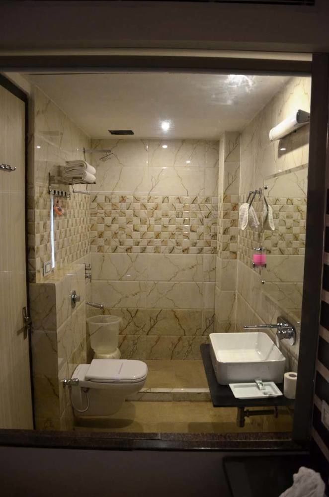 โฮเต็ล รอยัล พาร์ค 22 Hotel จัณฑีครห์ ภายนอก รูปภาพ