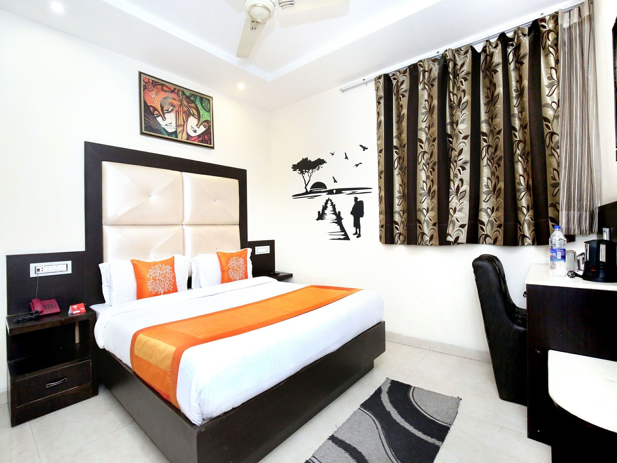 โฮเต็ล รอยัล พาร์ค 22 Hotel จัณฑีครห์ ภายนอก รูปภาพ
