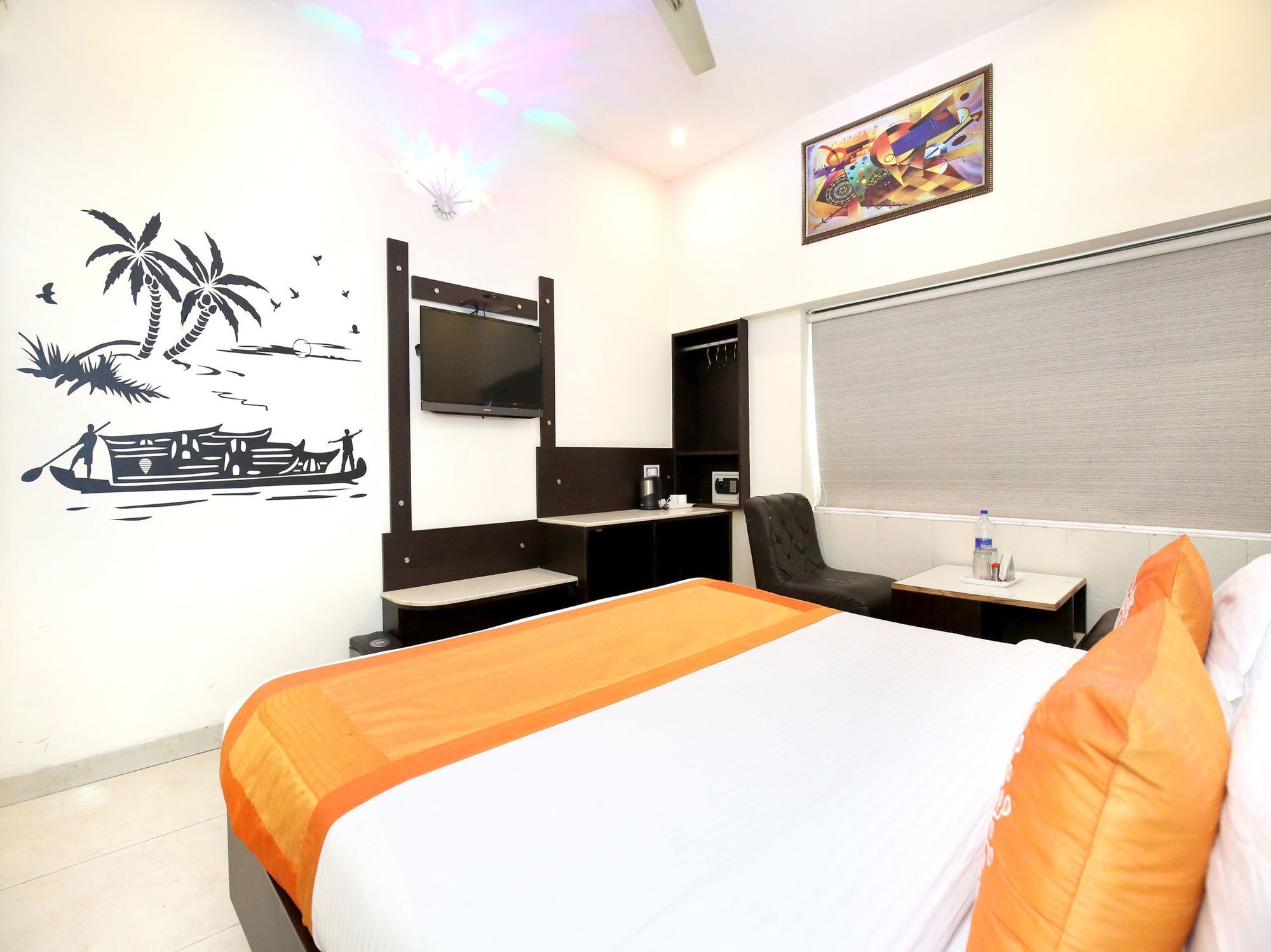 โฮเต็ล รอยัล พาร์ค 22 Hotel จัณฑีครห์ ภายนอก รูปภาพ
