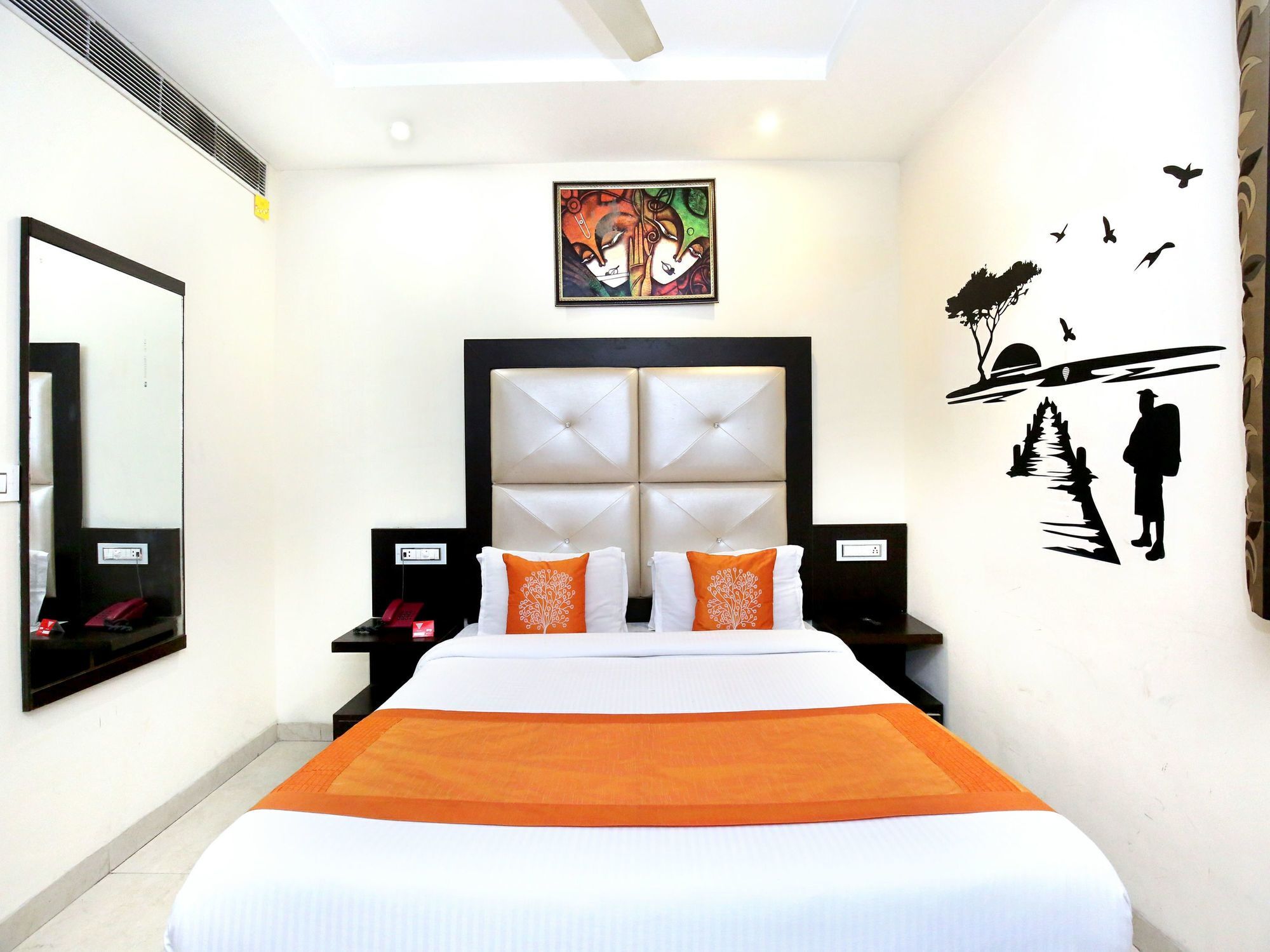 โฮเต็ล รอยัล พาร์ค 22 Hotel จัณฑีครห์ ภายนอก รูปภาพ