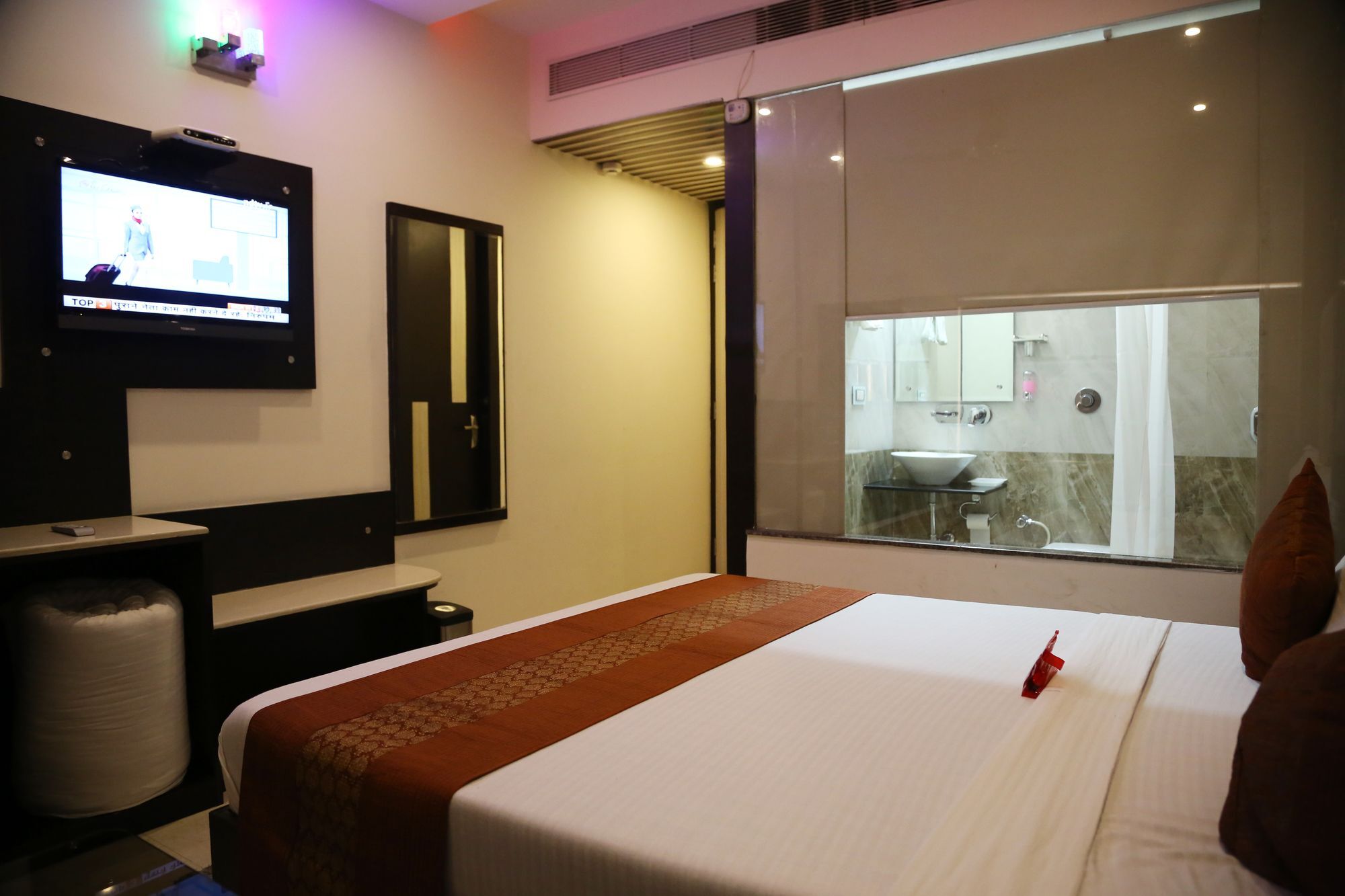 โฮเต็ล รอยัล พาร์ค 22 Hotel จัณฑีครห์ ภายนอก รูปภาพ